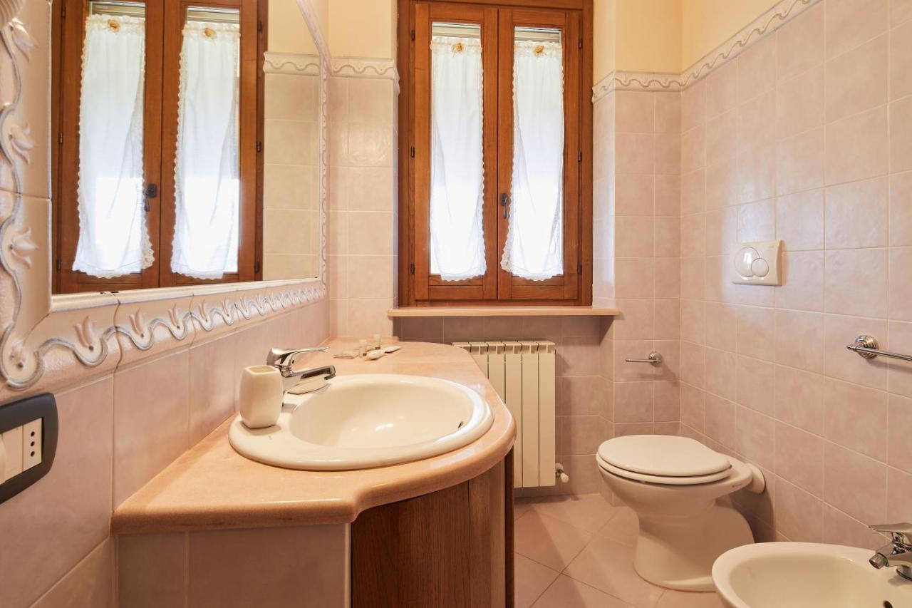 Relais La Cerreta Villa Castiglione del Lago Buitenkant foto