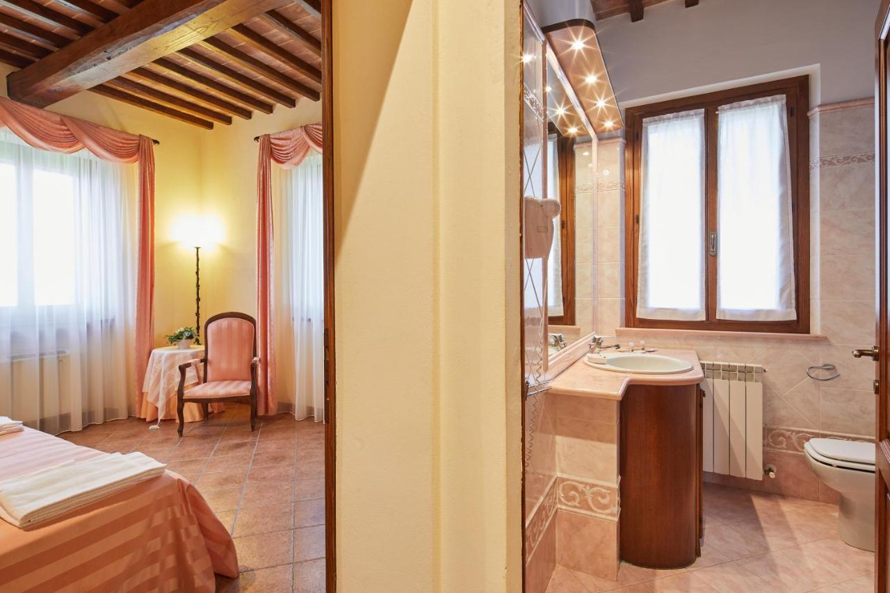 Relais La Cerreta Villa Castiglione del Lago Buitenkant foto