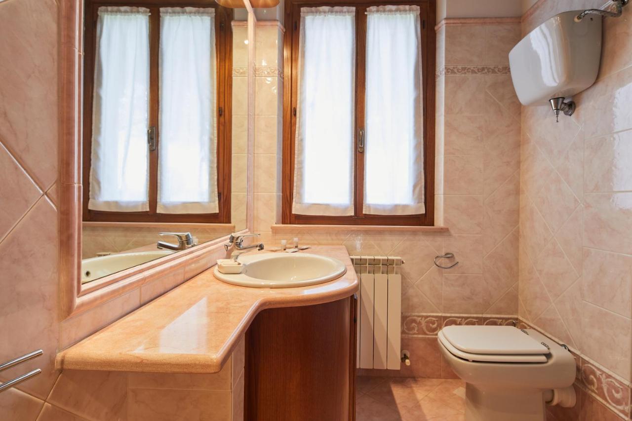 Relais La Cerreta Villa Castiglione del Lago Buitenkant foto